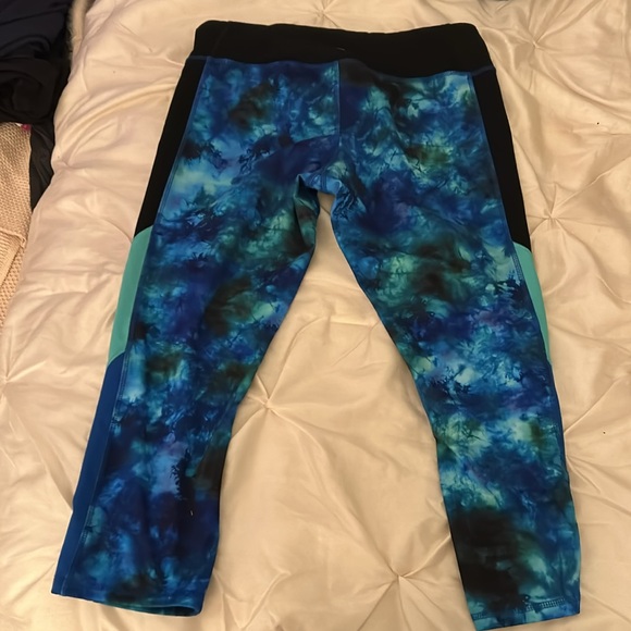 EUC C9 CHAMPION CAPRI LEGGINGS L - Picture 4 of 6